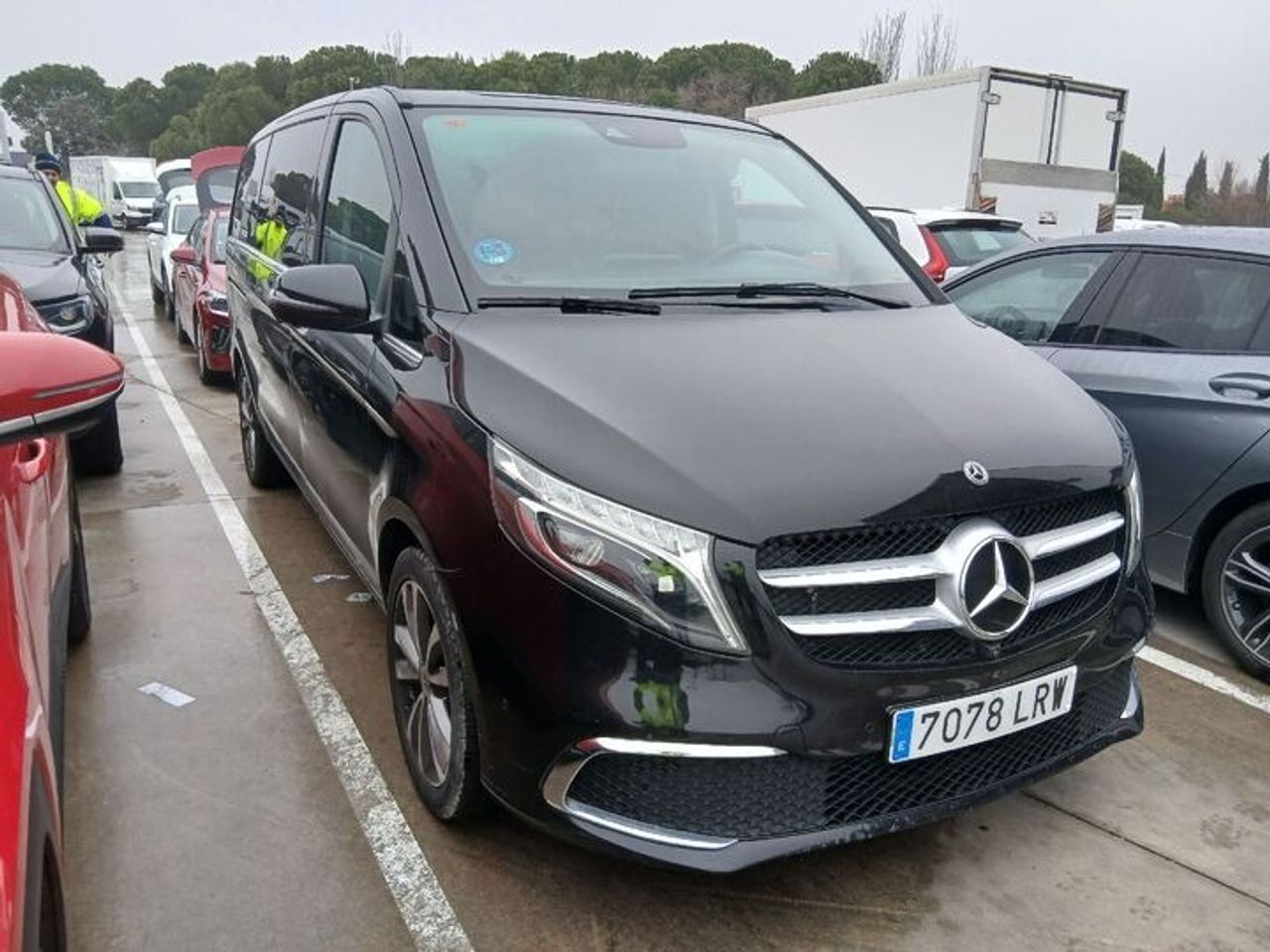 Mercedes Clase V 220 D AVANTGARDE LARGO 8 PLAZAS, PAQ DEPORTIVO AVANTGARDE,360,TEMPMATIK - Foto 2