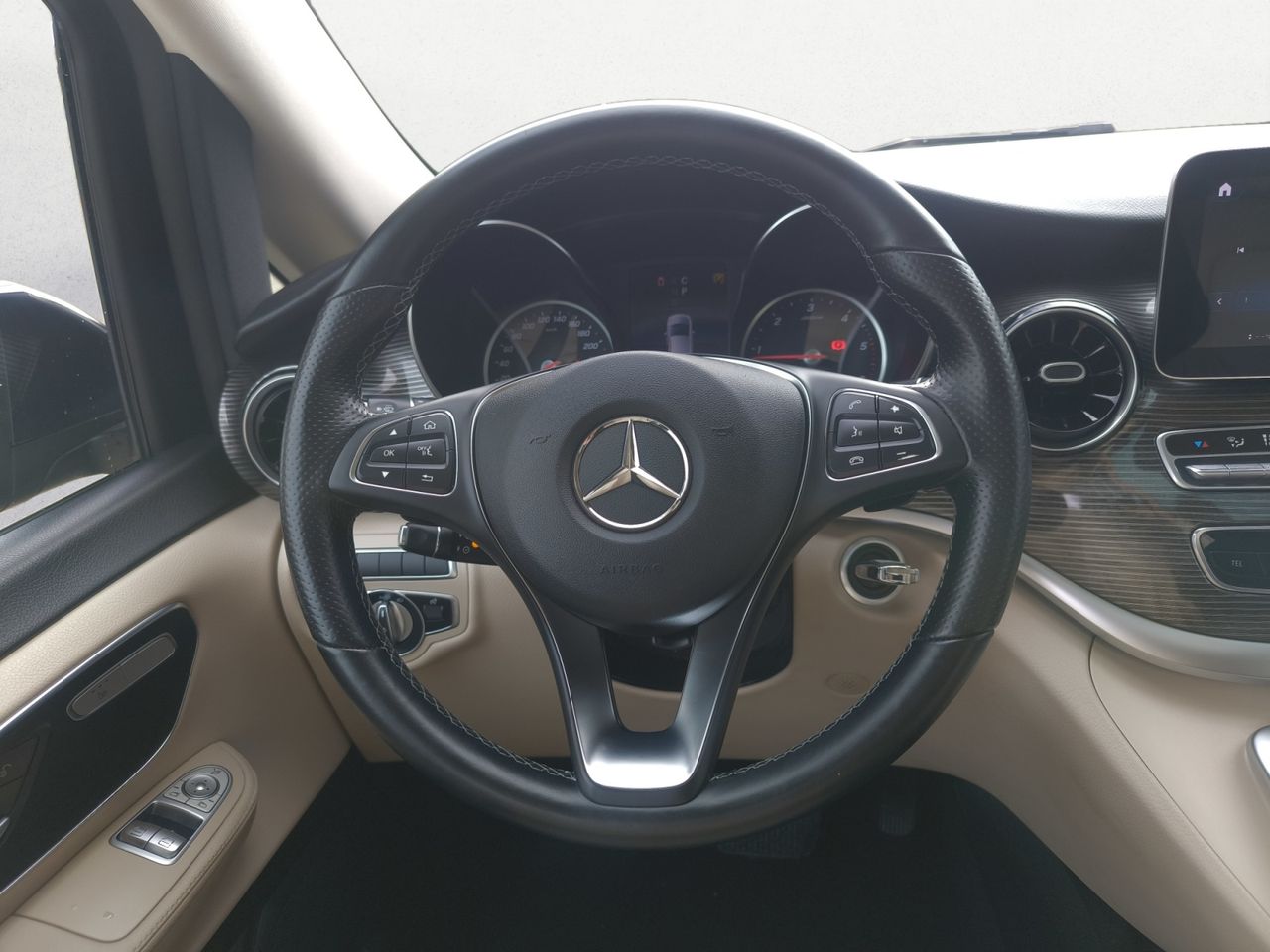 Mercedes Clase V 220 D AVANTGARDE LARGO ,TECHO PANORAMICO - Foto 2