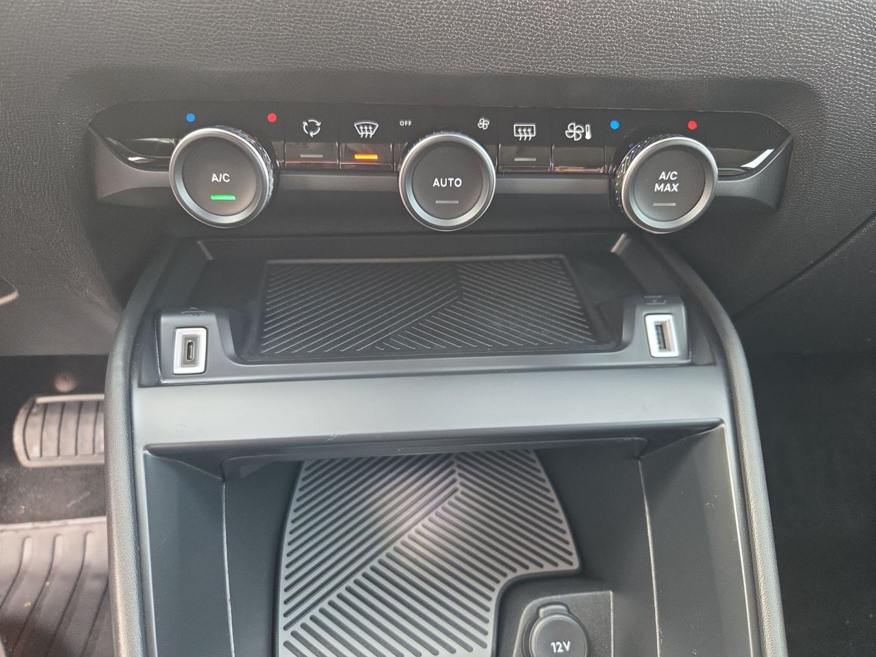 Citroën C4 BLUE HDI 130 CV EAT8 FEEL PACK - Foto 2