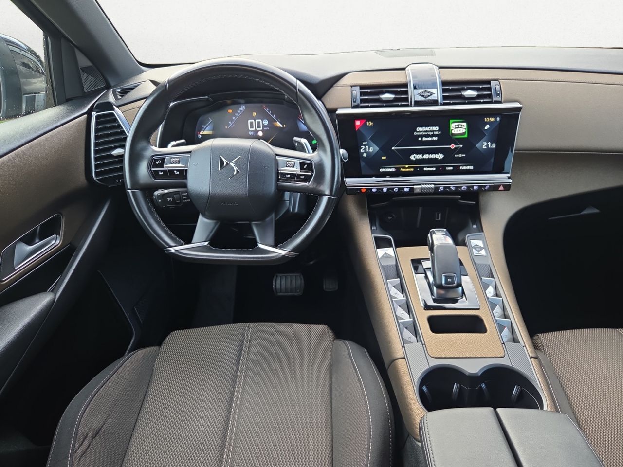 DS DS 7 Crossback BLUE HDI 130 CV AUT SO CHIC - Foto 2