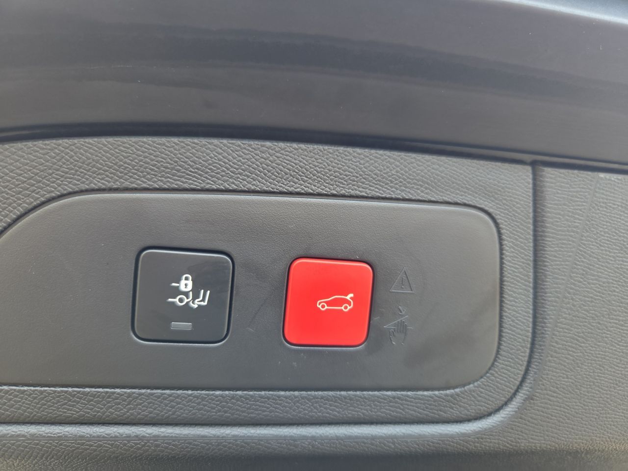 DS DS 7 Crossback BLUE HDI 130 CV AUT SO CHIC - Foto 2