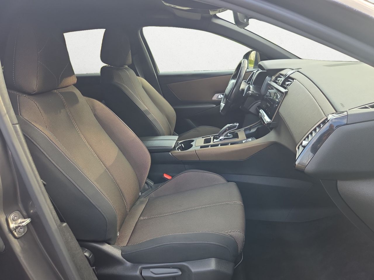 DS DS 7 Crossback BLUE HDI 130 CV AUT SO CHIC - Foto 2