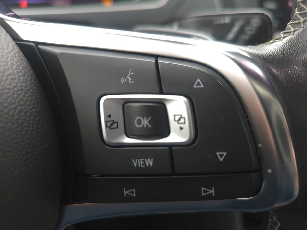 Volkswagen Tiguan 2.0 TDI 190 CV SPORT 4 MOTION DSG - Foto 2