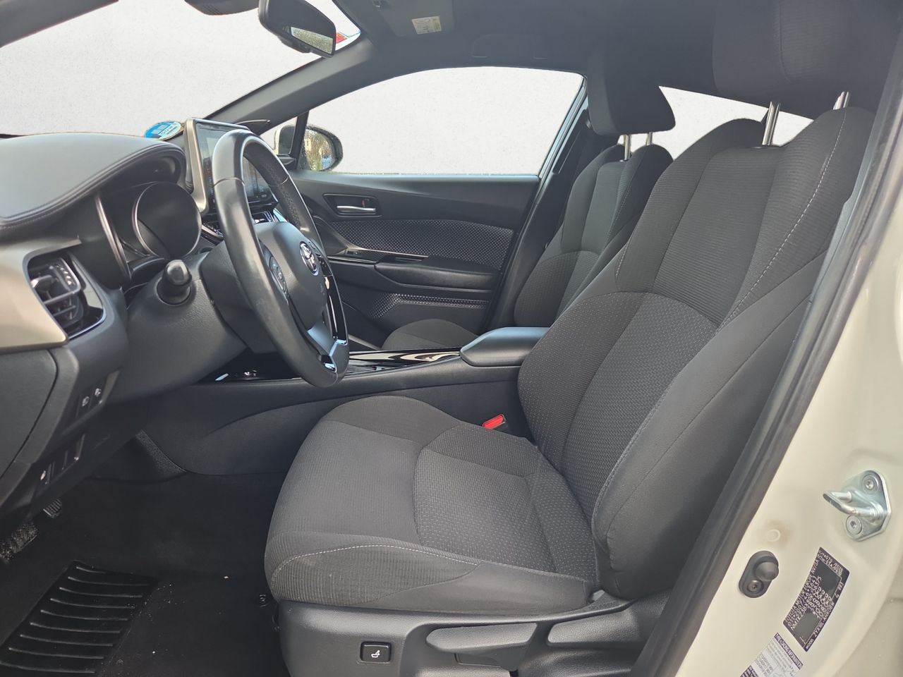 Toyota C-HR 1.8 125H ADVANCE - Foto 2