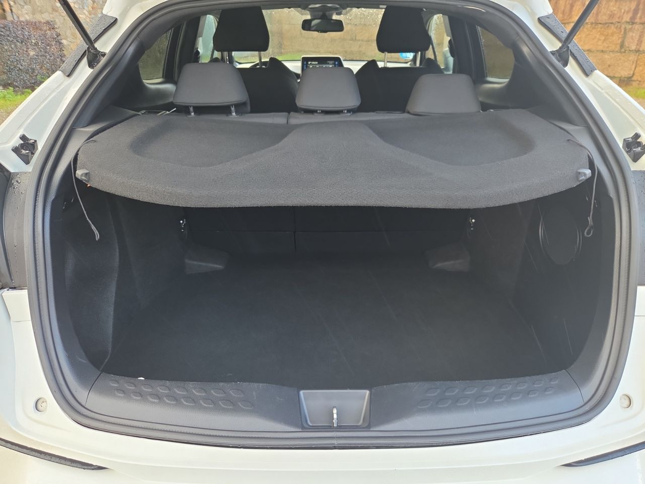 Toyota C-HR 1.8 125H ADVANCE - Foto 2