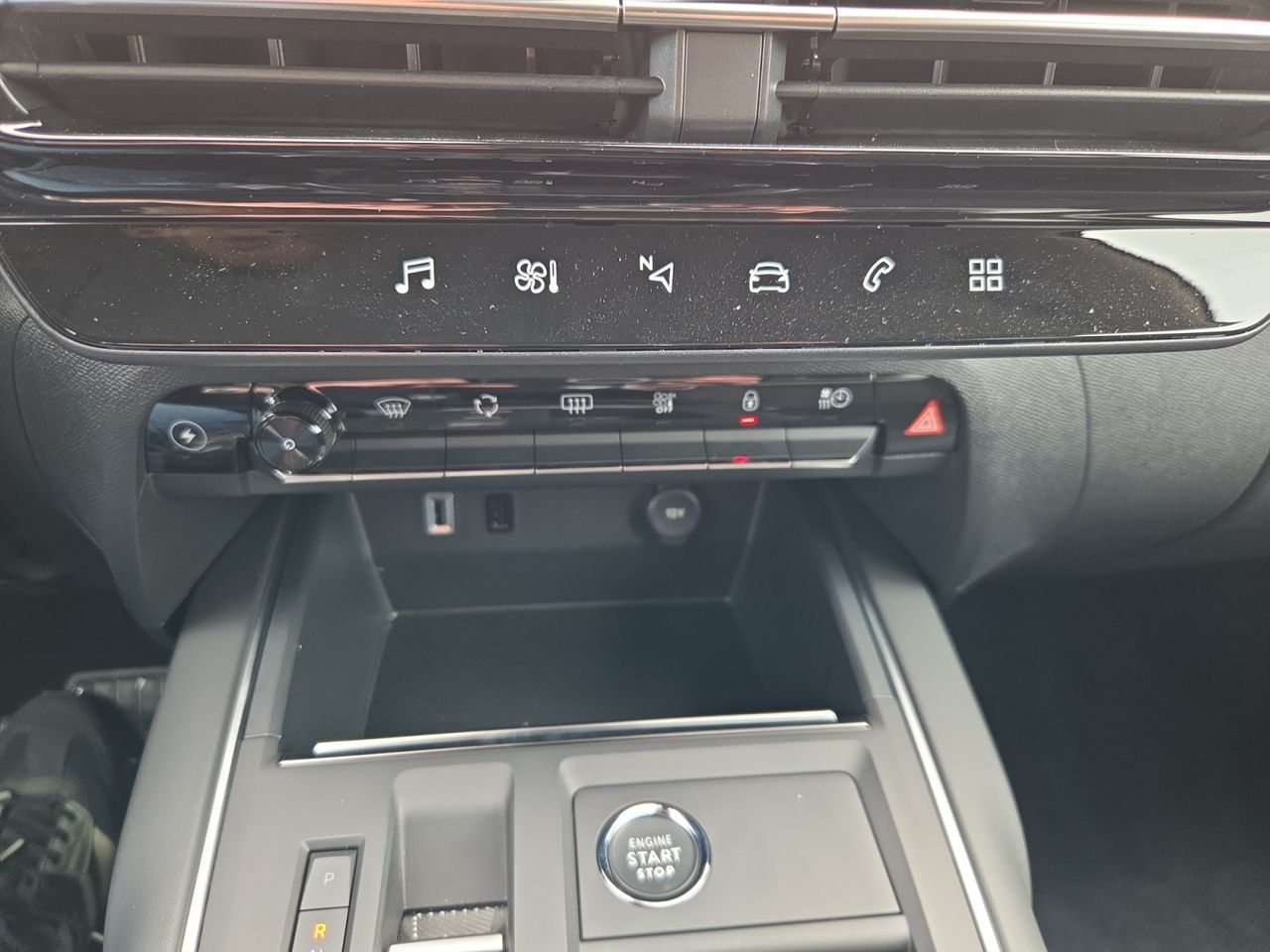 Citroën C5 Aircross PLUG IN HYBRID 180 e EAT8 C SERIES - Foto 2