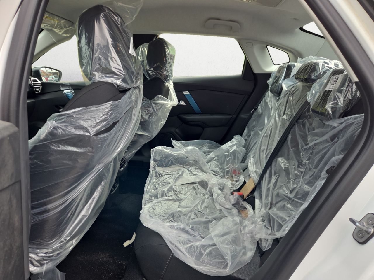 Citroën ë-C4 X NUEVO C4 X ELECTRICO FEEL - Foto 2