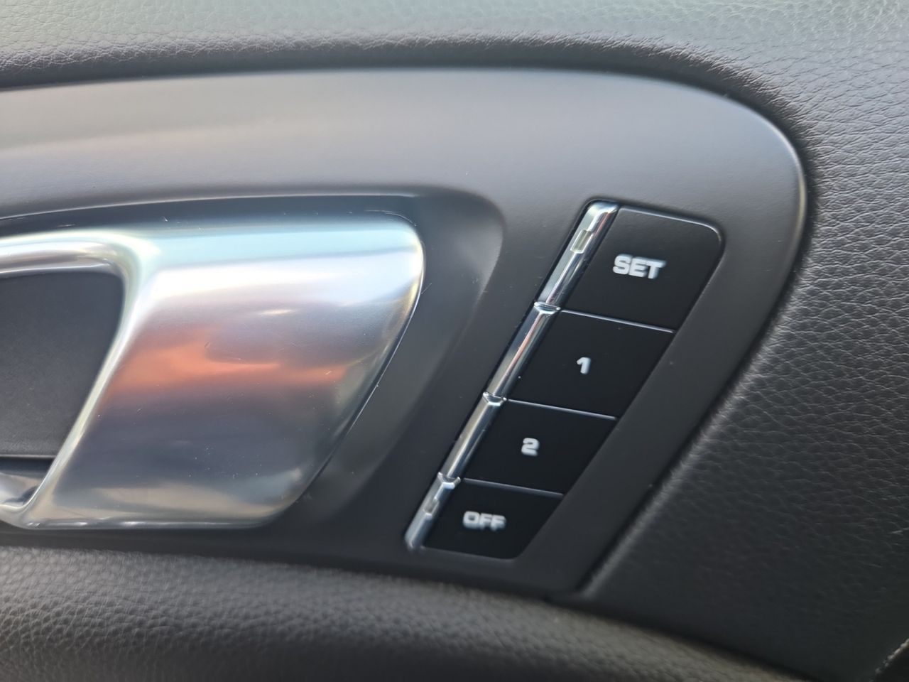 Porsche Cayenne 3.0 TD PLATINUM EDITION - Foto 2