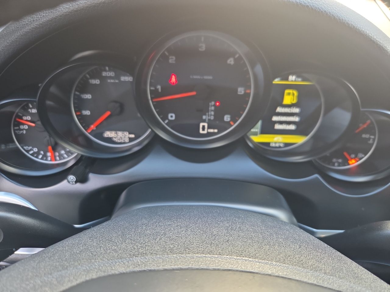 Porsche Cayenne 3.0 TD PLATINUM EDITION - Foto 2