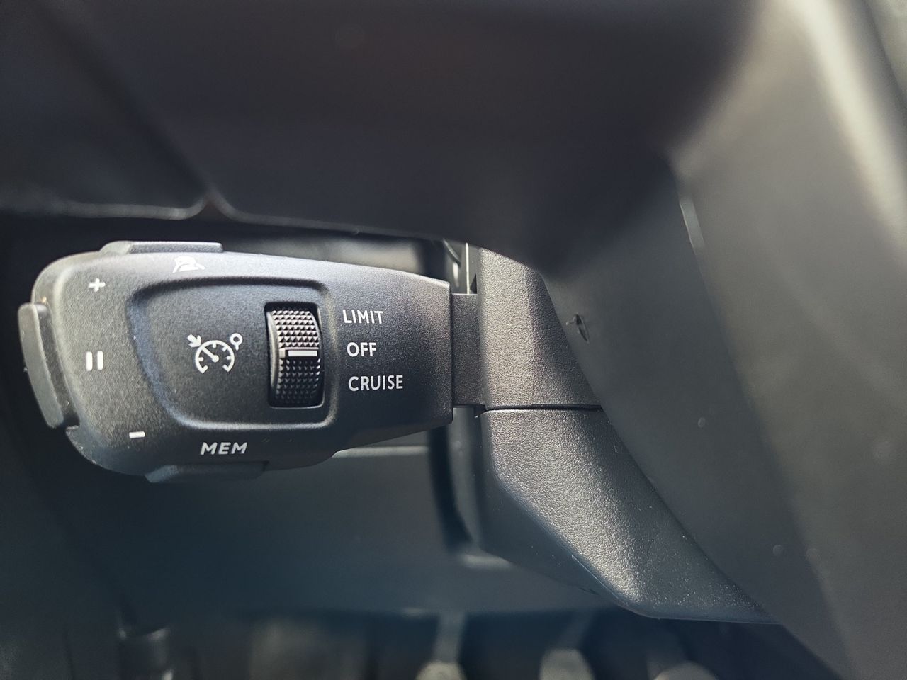 DS DS 3 Crossback PURE TECH 100 CV SO CHIC - Foto 2