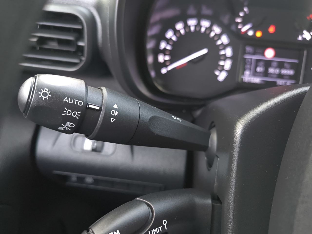 Citroën Berlingo TALLA M BLUE HDI 100 CV LIVE PACK - Foto 2