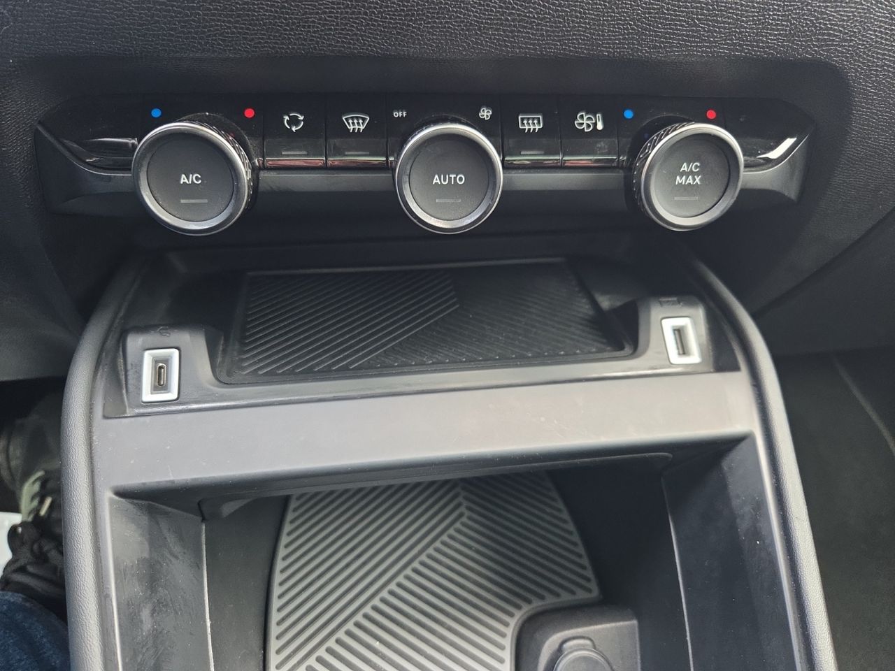 Citroën ë-C4 ELECTRICO 100 KW SHINE - Foto 2