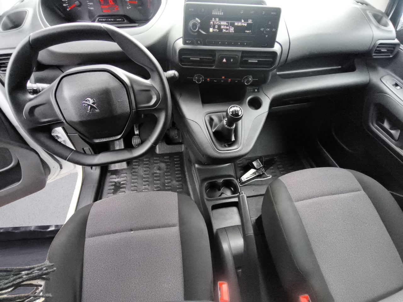 Peugeot Partner FG PRO STANDARD 600 KG BLUE HDI 100 CV - Foto 2