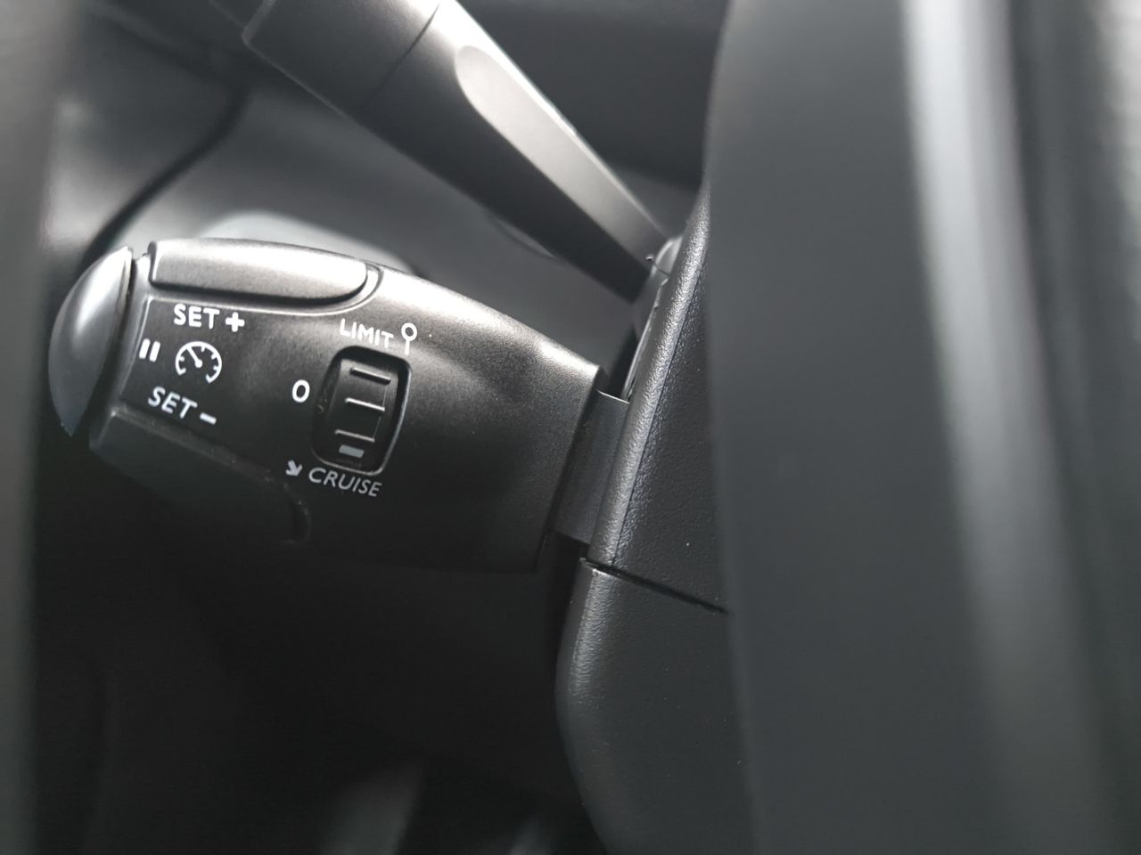 Peugeot Partner FG PRO STANDARD 600 KG BLUE HDI 100 CV - Foto 2