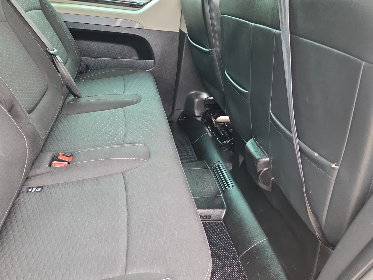 Opel Vivaro TOURER LARGO 1.6 CDTI 107 KW 145 CV - Foto 2