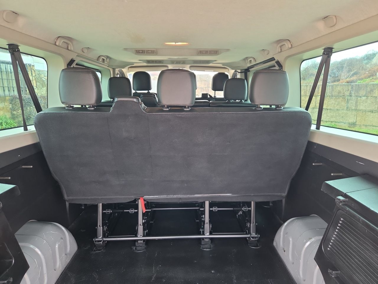 Opel Vivaro TOURER LARGO 1.6 CDTI 107 KW 145 CV - Foto 2