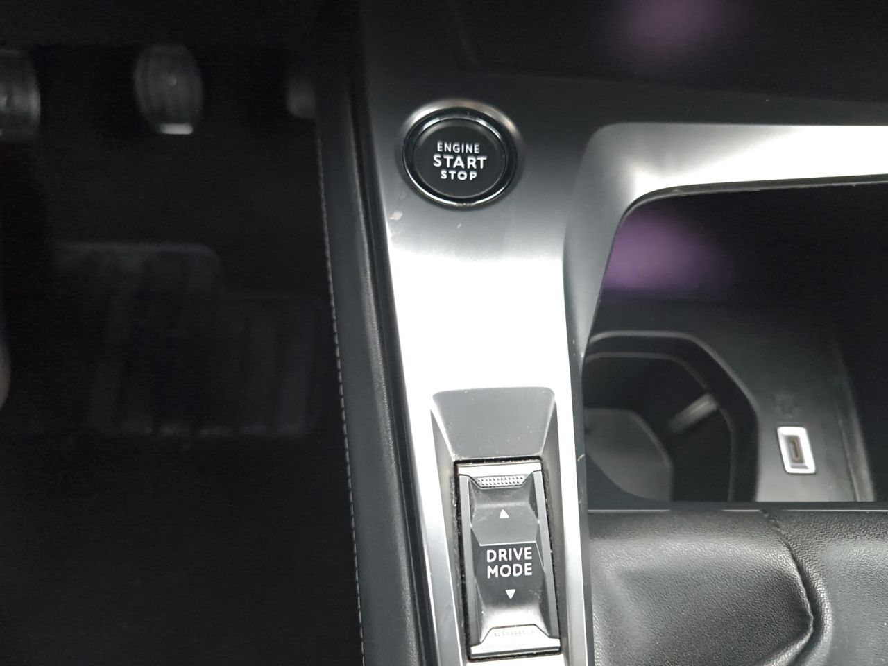 Peugeot 308 SW ALLURE PACK BLUE HDI 130 CV - Foto 2