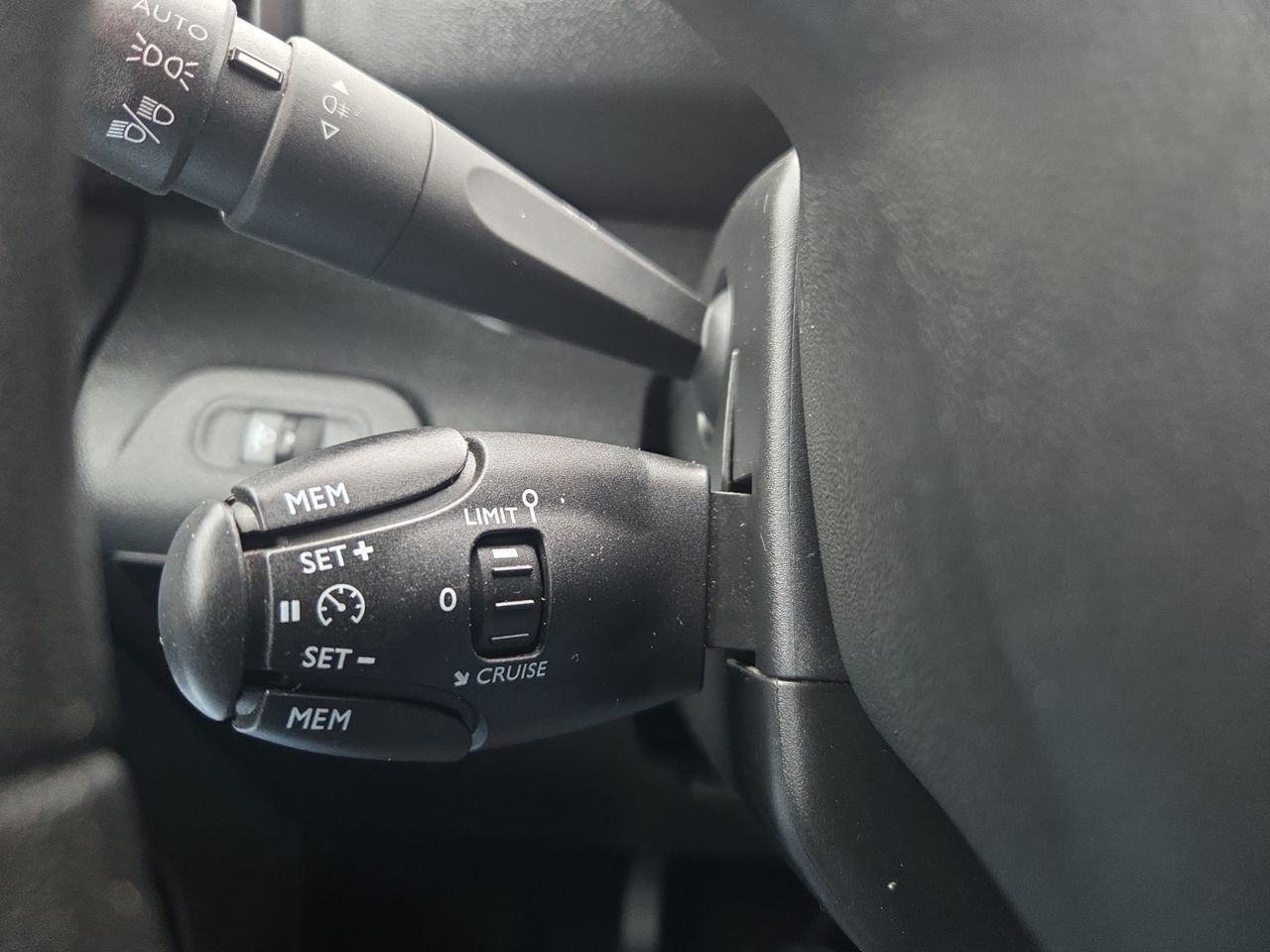 Peugeot Rifter ACTIVE PACK BUSINESS STANDARD BLUE HDI 100 CV - Foto 2