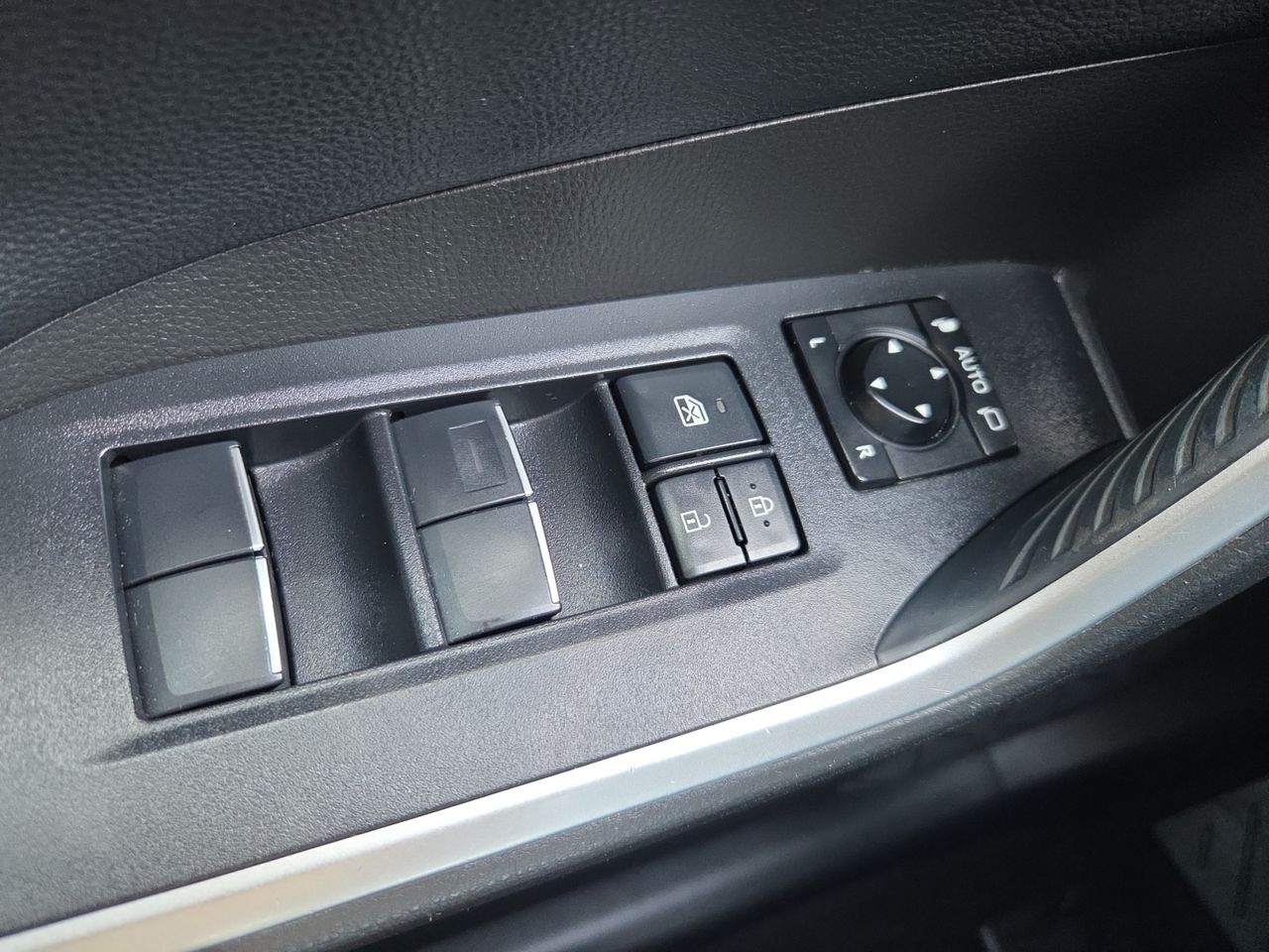 Toyota Rav4 2.5 I 220 H ADVANCE - Foto 2