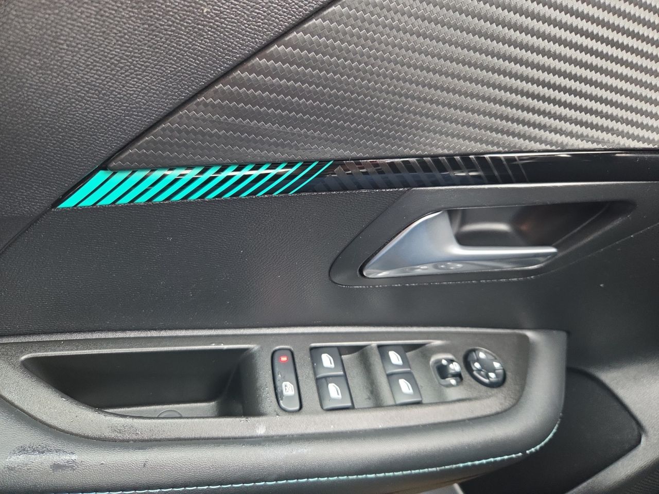 Peugeot 208 ALLURE BLUE HDI 100 CV - Foto 2