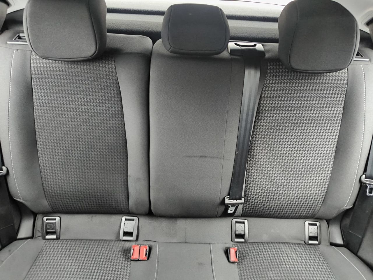 Peugeot 308 ACTIVE PACK BLUE HDI 130 CV - Foto 2