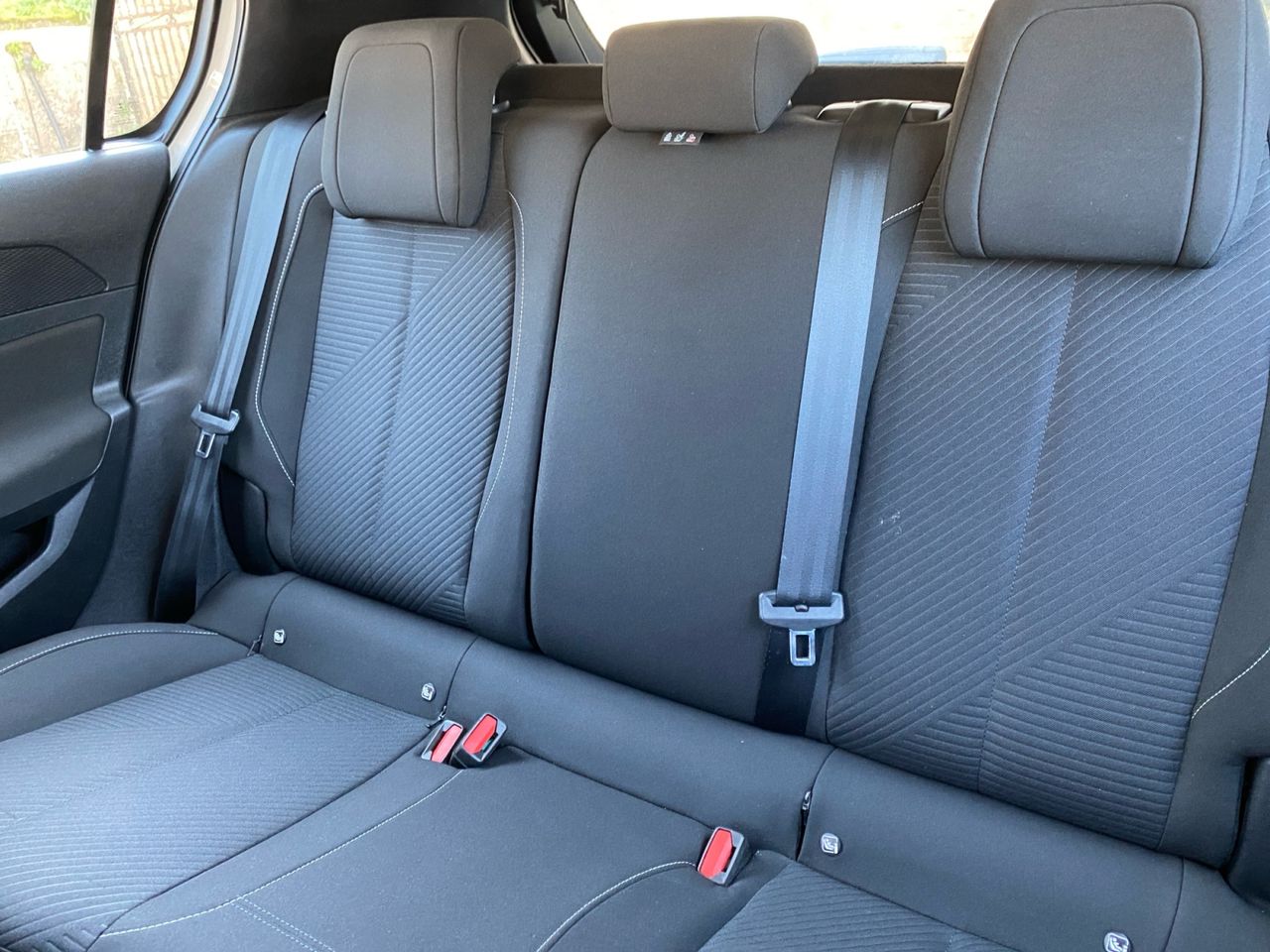 Peugeot 308 ACTIVE PACK BLUE HDI 130 CV - Foto 2