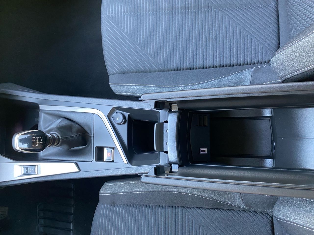 Peugeot 308 ACTIVE PACK BLUE HDI 130 CV - Foto 2