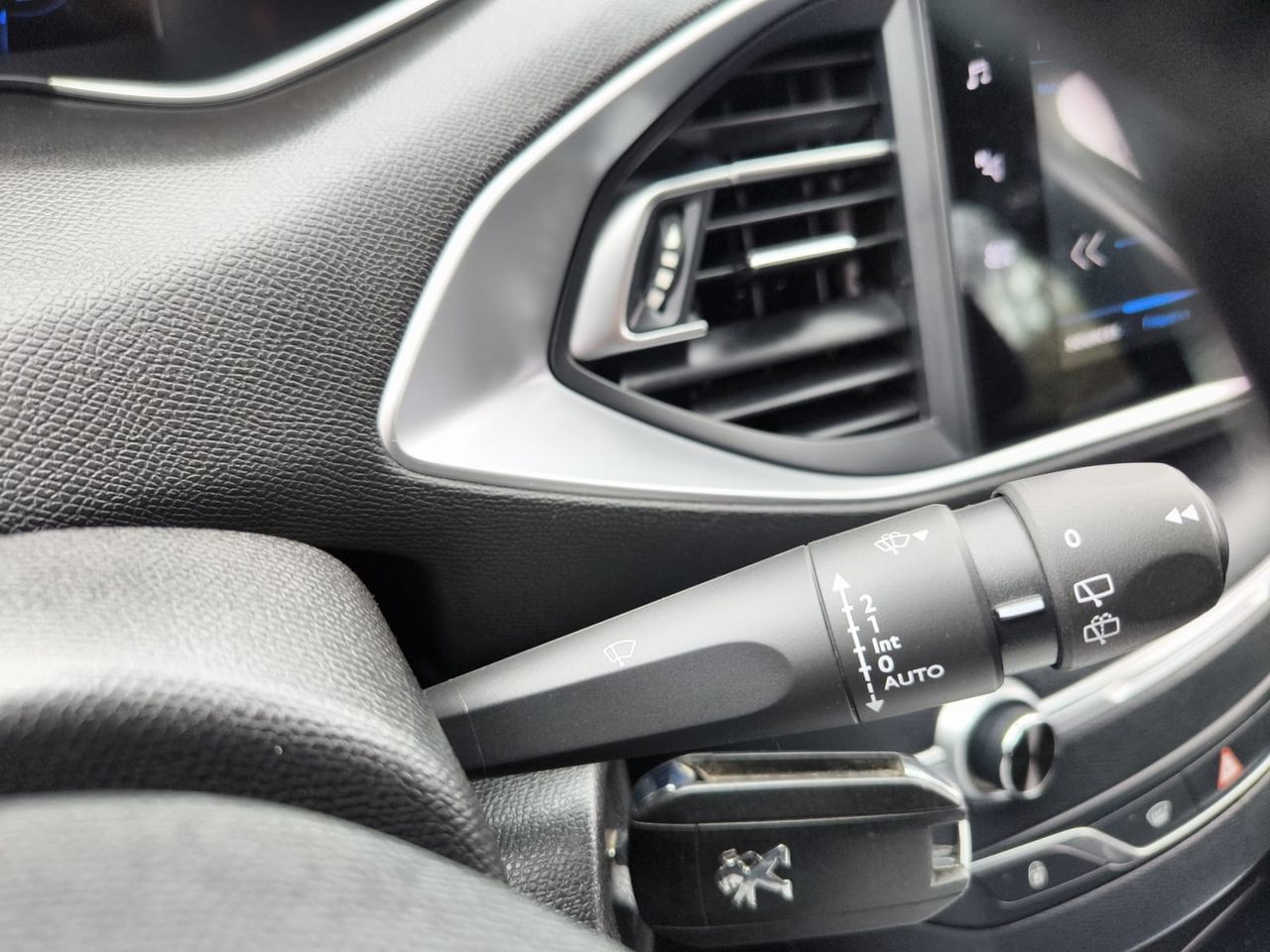 Peugeot 308 ACTIVE PACK BLUE HDI 130 CV - Foto 2