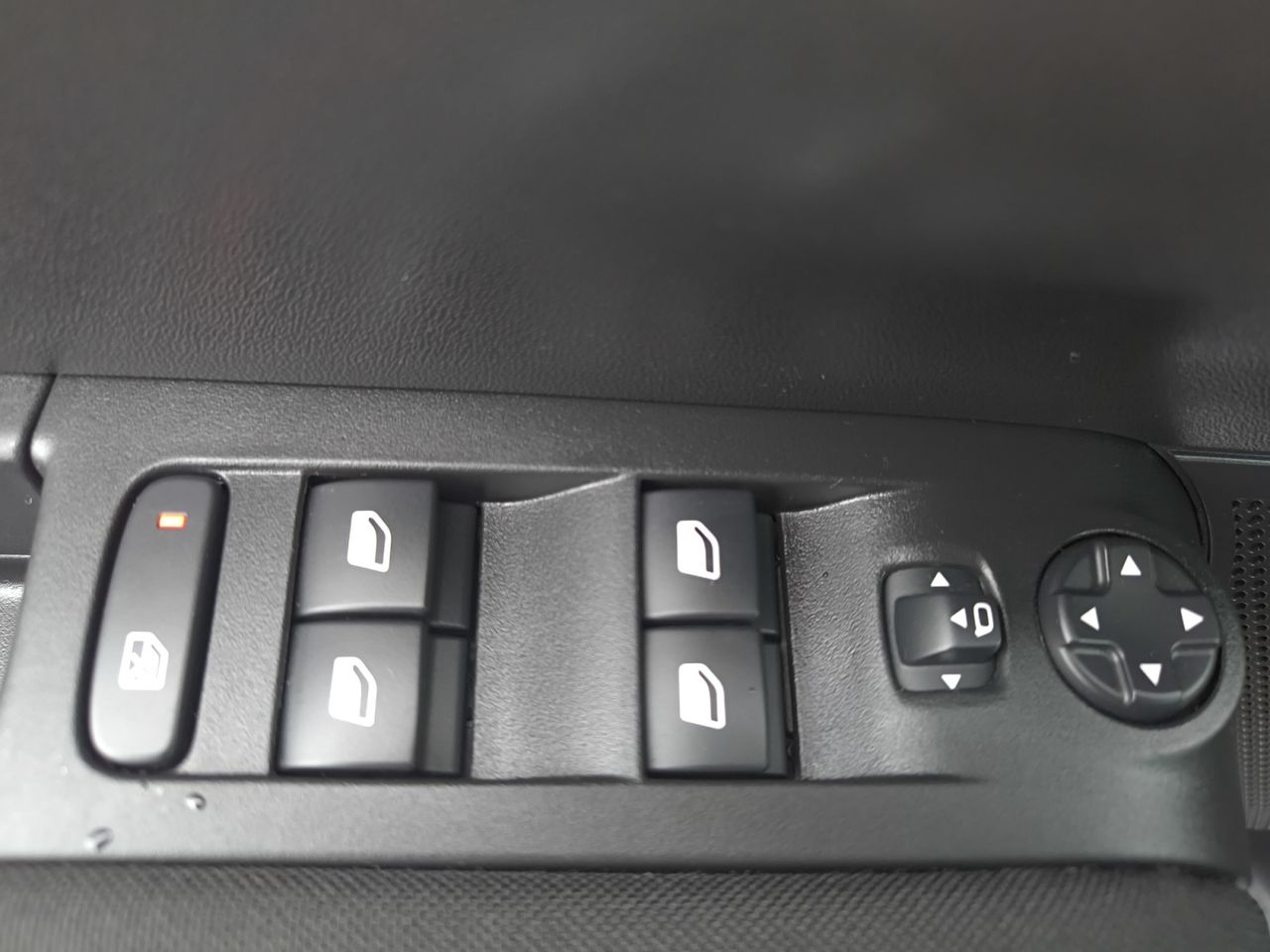 Citroën C3 Aircross BLUE HDI 110 CV SHINE PACK - Foto 2