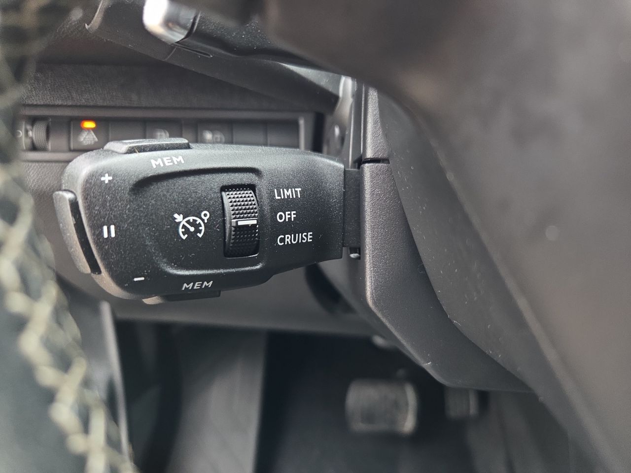 Peugeot 3008 Hybrid ALLURE HYBRID 225 e EAT8 - Foto 2