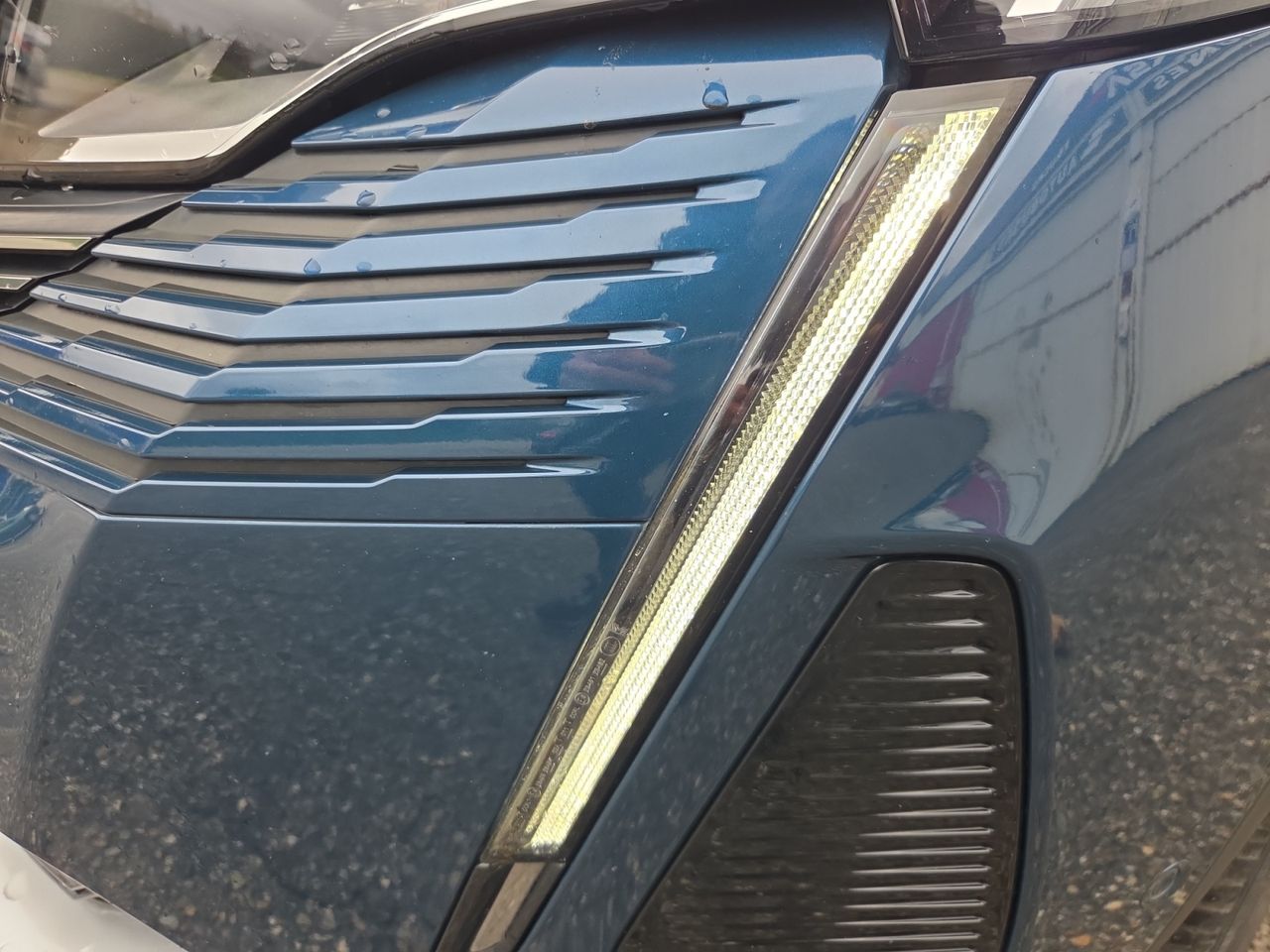 Peugeot 3008 Hybrid ALLURE HYBRID 225 e EAT8 - Foto 2