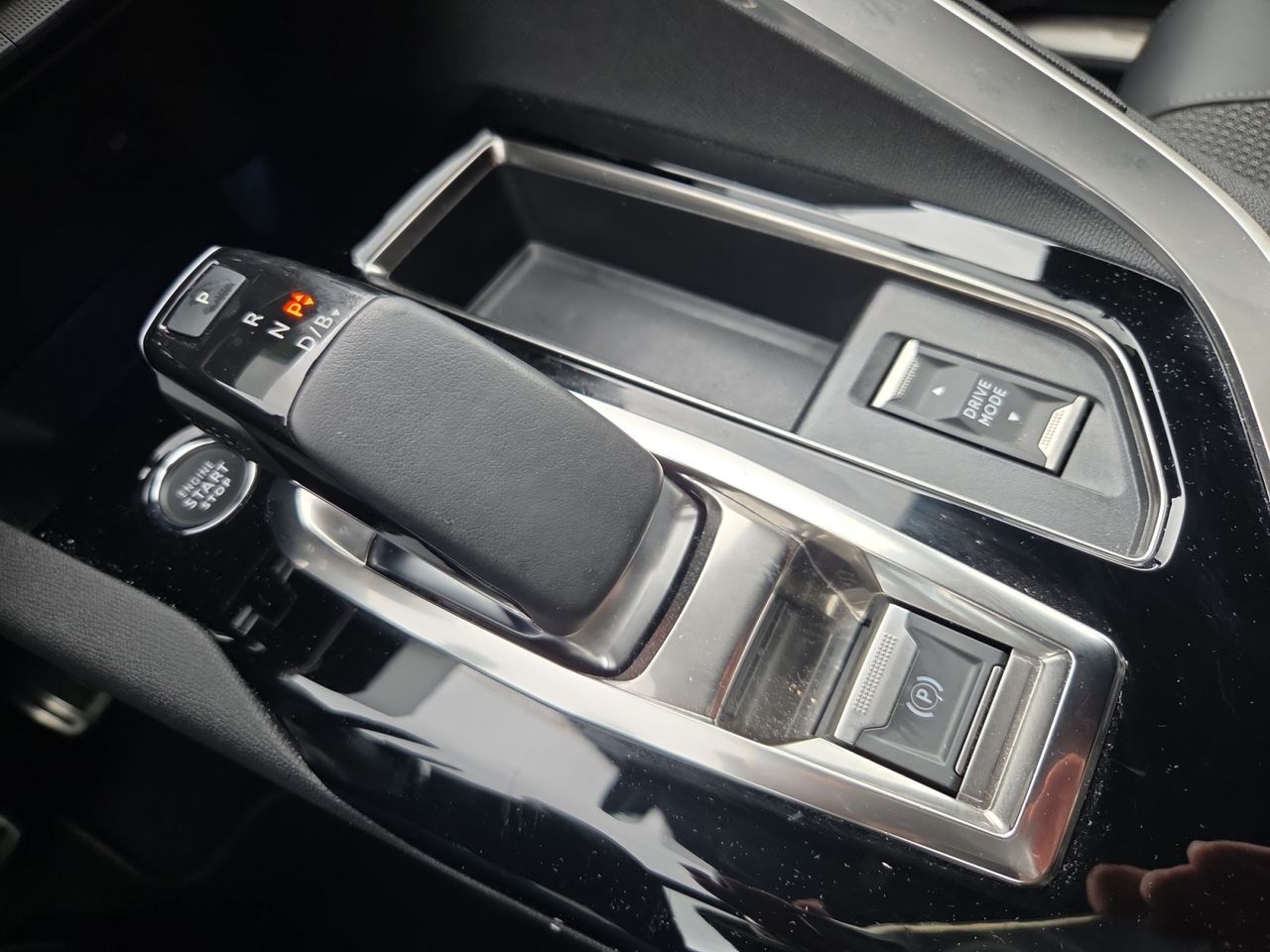 Peugeot 3008 Hybrid GT HYBRID 225 e EAT8 - Foto 2