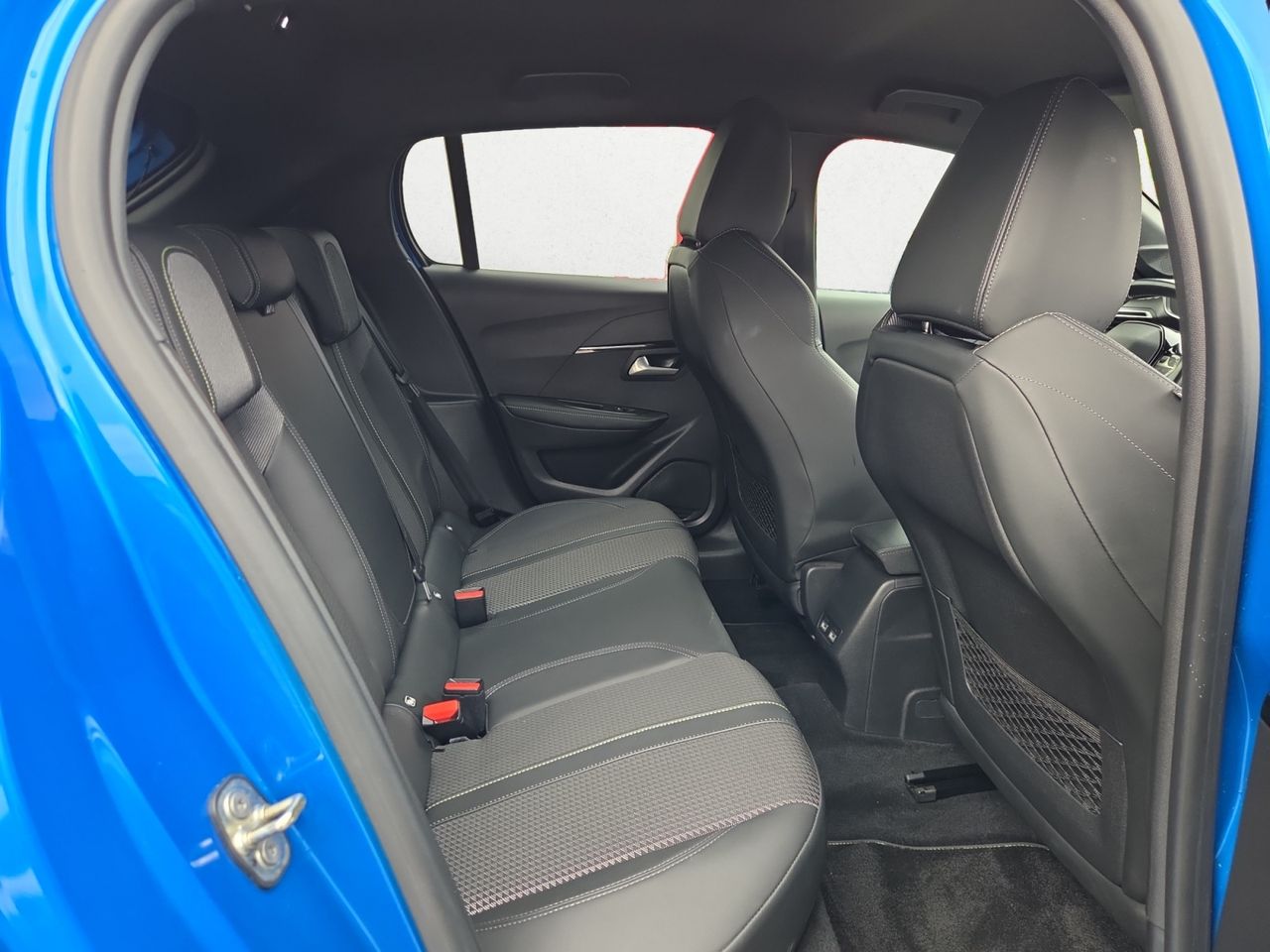 Peugeot 208 GT LINE PURE TECH 100 CV - Foto 2