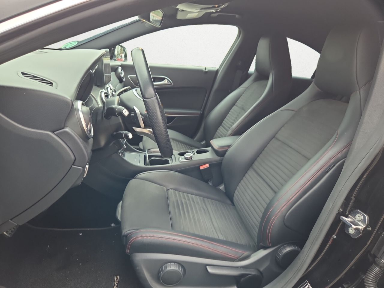 Mercedes Clase CLA 180 - Foto 2