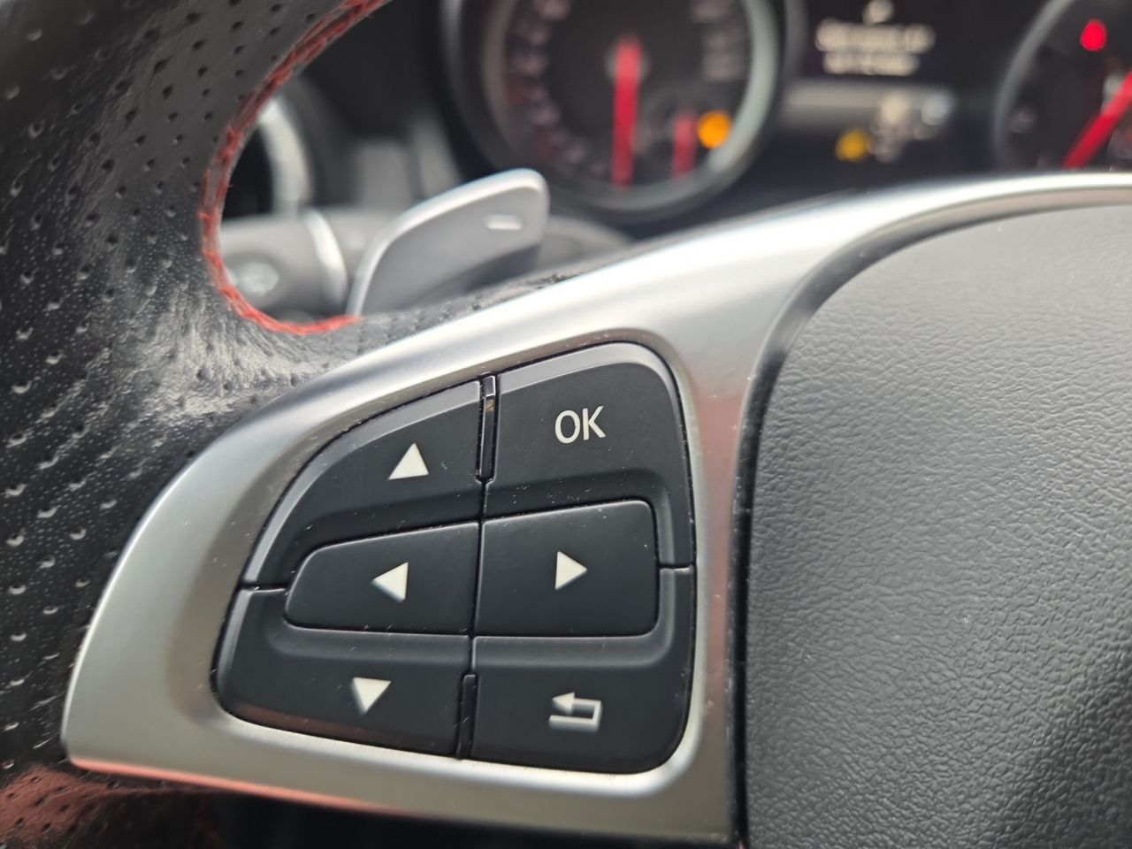 Mercedes Clase CLA 180 - Foto 2