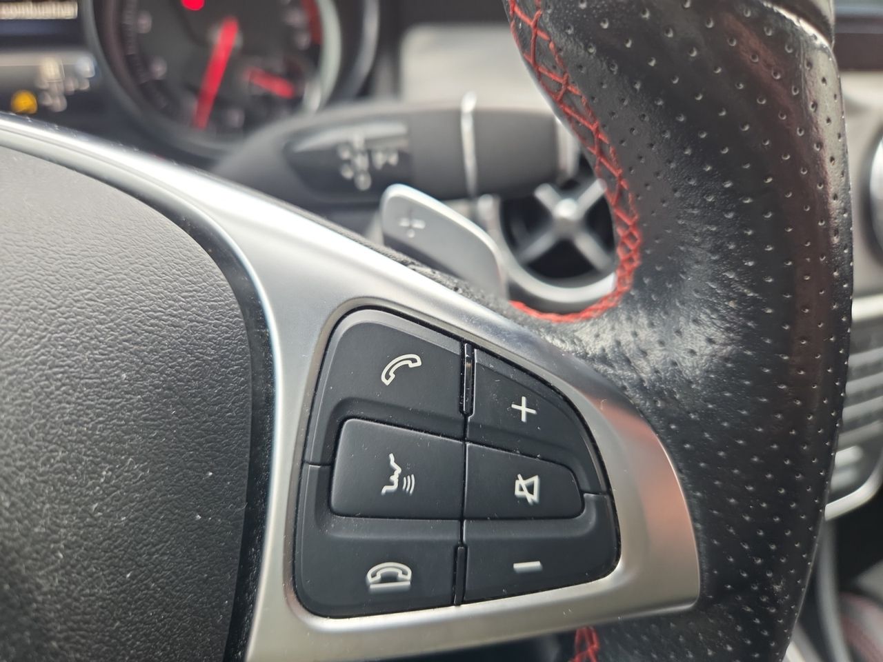 Mercedes Clase CLA 180 - Foto 2