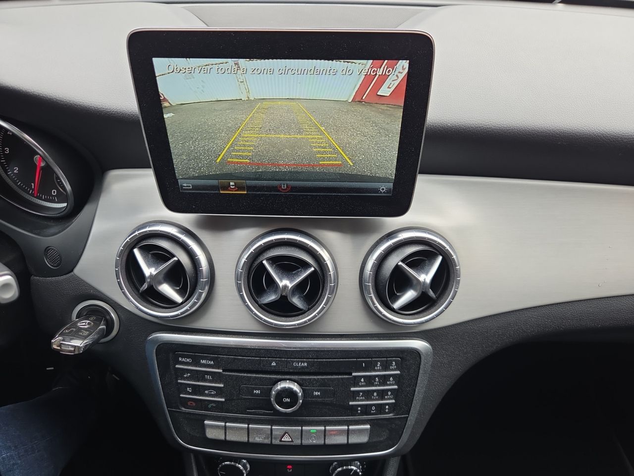 Mercedes Clase CLA 180 - Foto 2