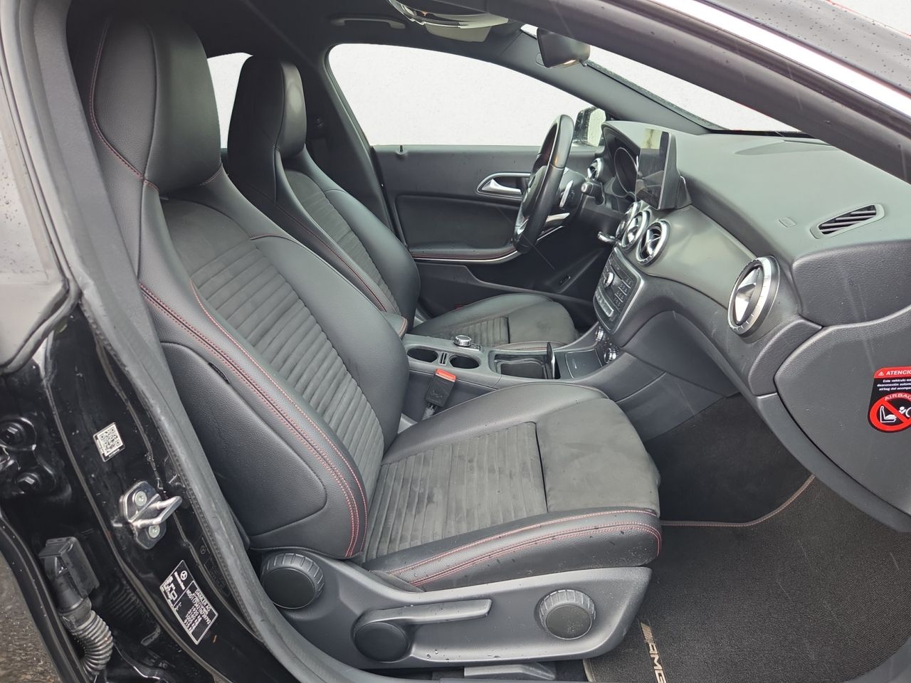 Mercedes Clase CLA 180 - Foto 2