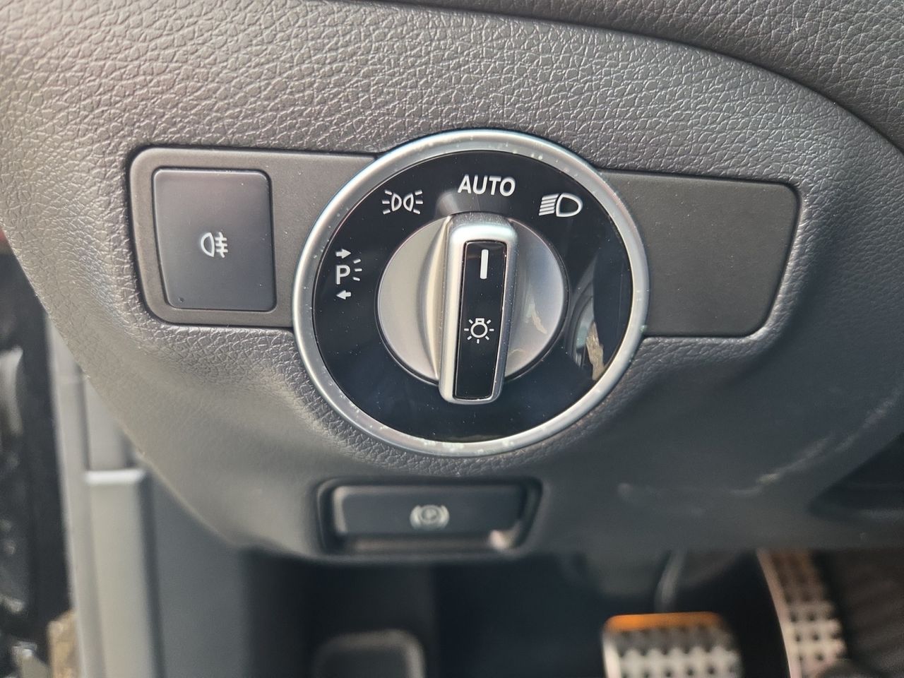 Mercedes Clase CLA 180 - Foto 2