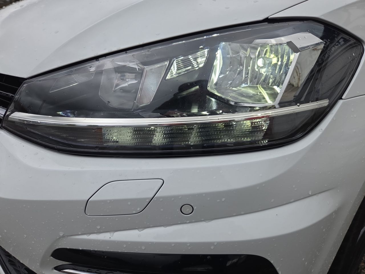 Volkswagen Golf SPORT R LINE 2.0 TDI 110 KW 150 CV DSG - Foto 2