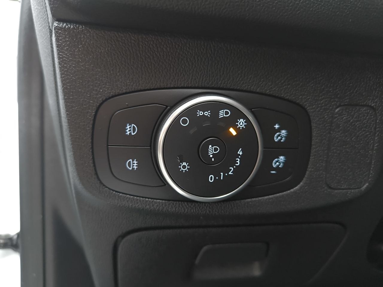 Ford Focus BERLINA ST LINE 1.0 ECOBOOST 92 KW 125 CV - Foto 2