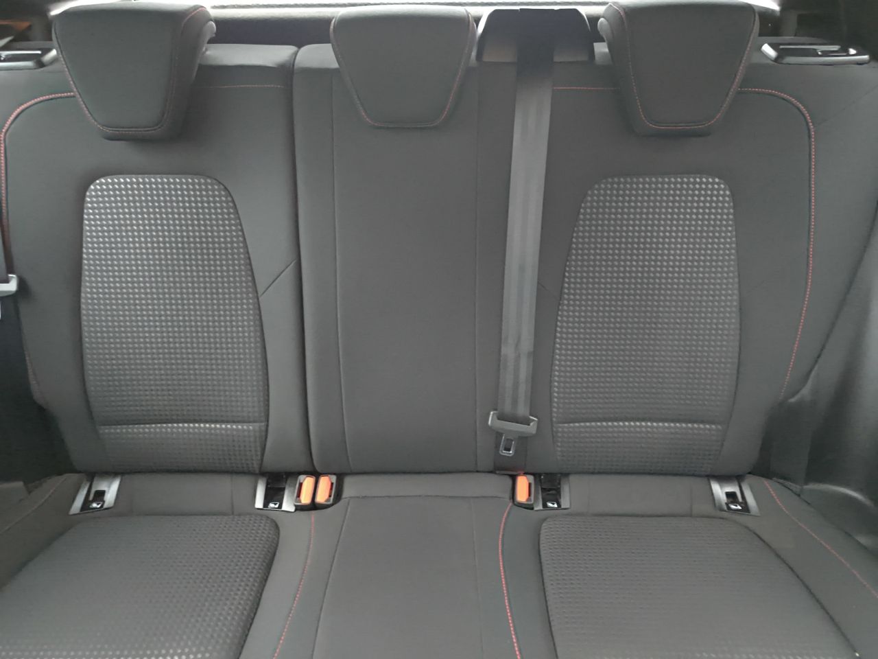 Ford Focus BERLINA ST LINE 1.0 ECOBOOST 92 KW 125 CV - Foto 2