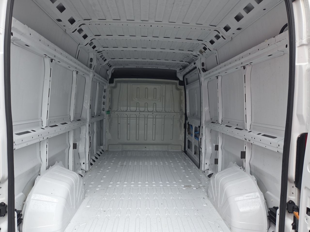 Citroën Jumper FG 35 L3 H2 BLUE HDI 120 CV - Foto 2