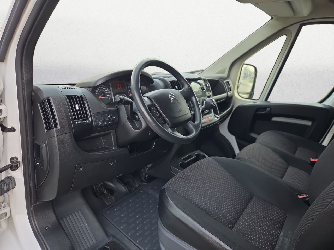 Citroën Jumper FG 33 L2 H1 BLUE HDI 140 CV - Foto 2