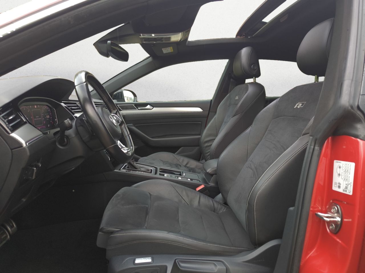 Volkswagen Arteon R LINE 2.0 TDI DSG 190 CV - Foto 2