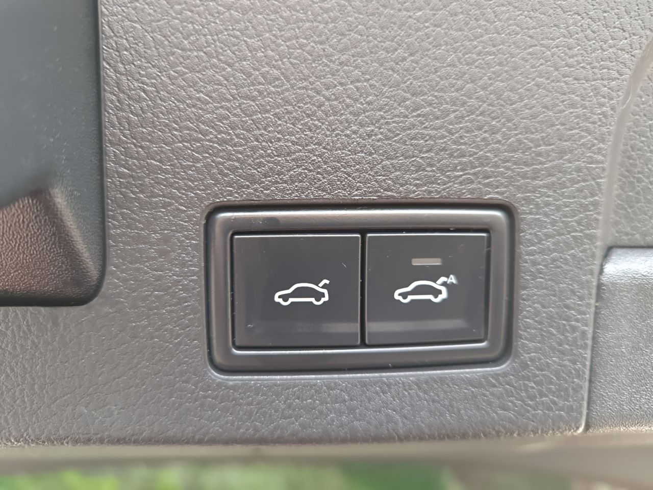 Volkswagen Arteon R LINE 2.0 TDI DSG 190 CV - Foto 2