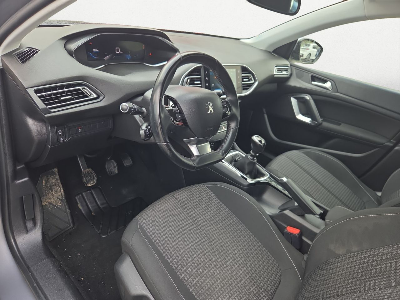 Peugeot 308 ACTIVE PACK BLUE HDI 130 CV - Foto 2