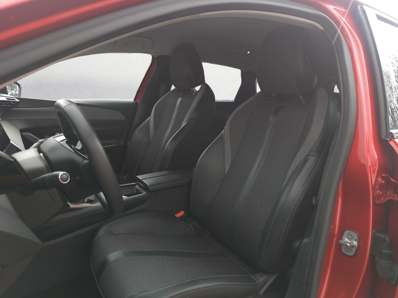 Peugeot 308 SW ALLURE PACK BLUE HDI 130 CV - Foto 2