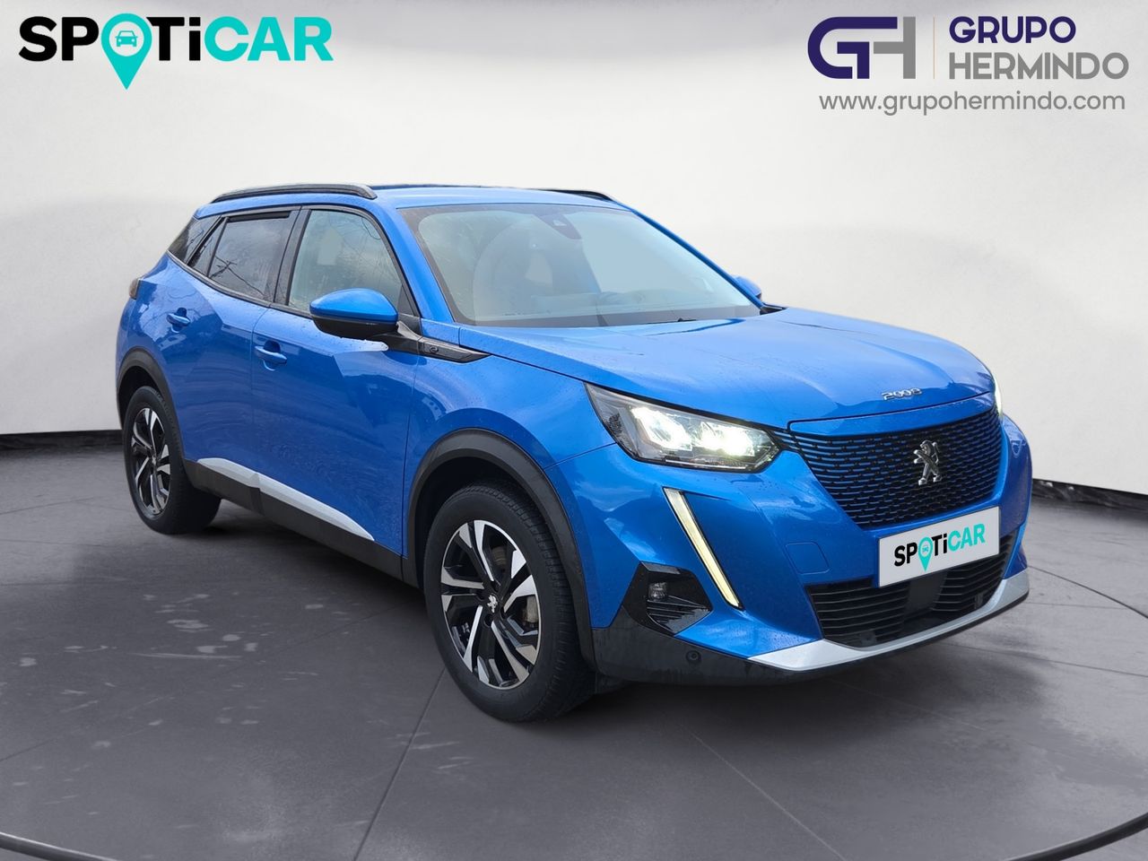 Peugeot e-2008 ALLURE ELECTRICO 136 CV - Foto 2