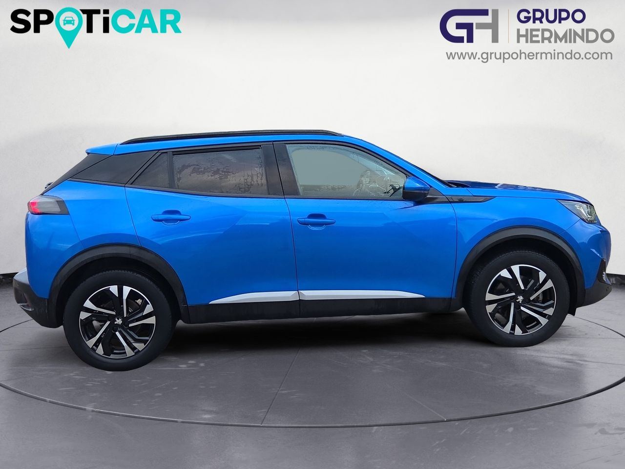 Peugeot e-2008 ALLURE ELECTRICO 136 CV - Foto 2